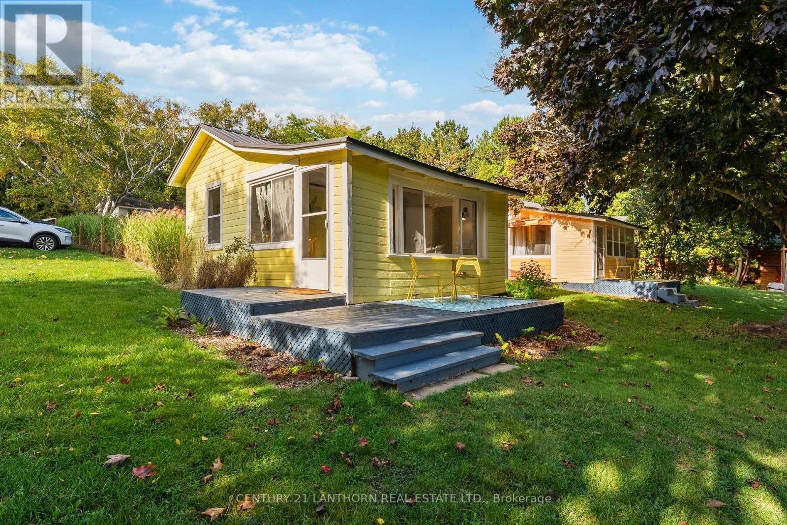 2924 COUNTY ROAD 8 Image 32