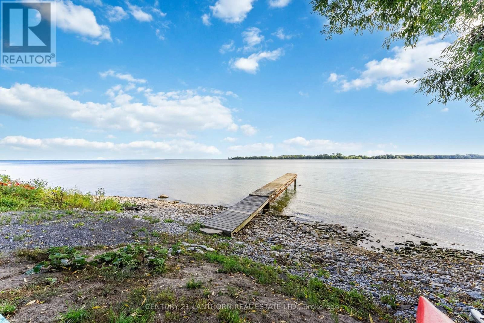 2924 COUNTY ROAD 8 Image 40