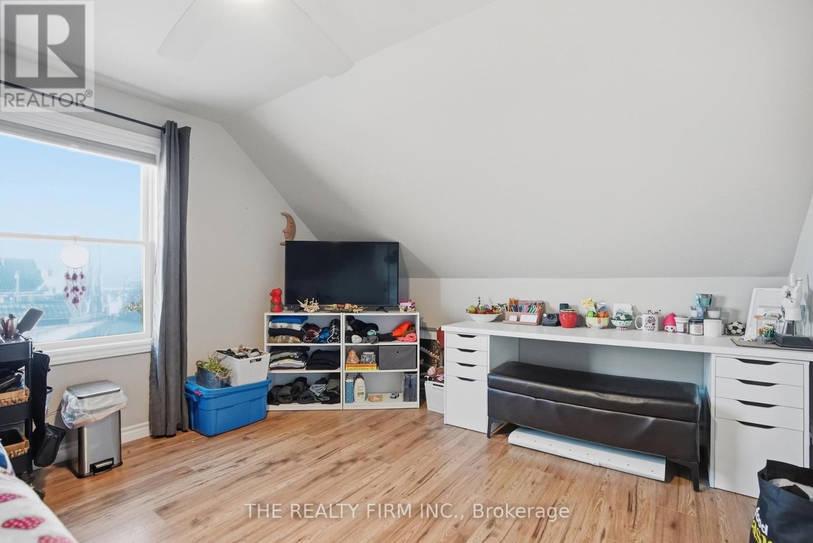 521 ONTARIO STREET Image 27