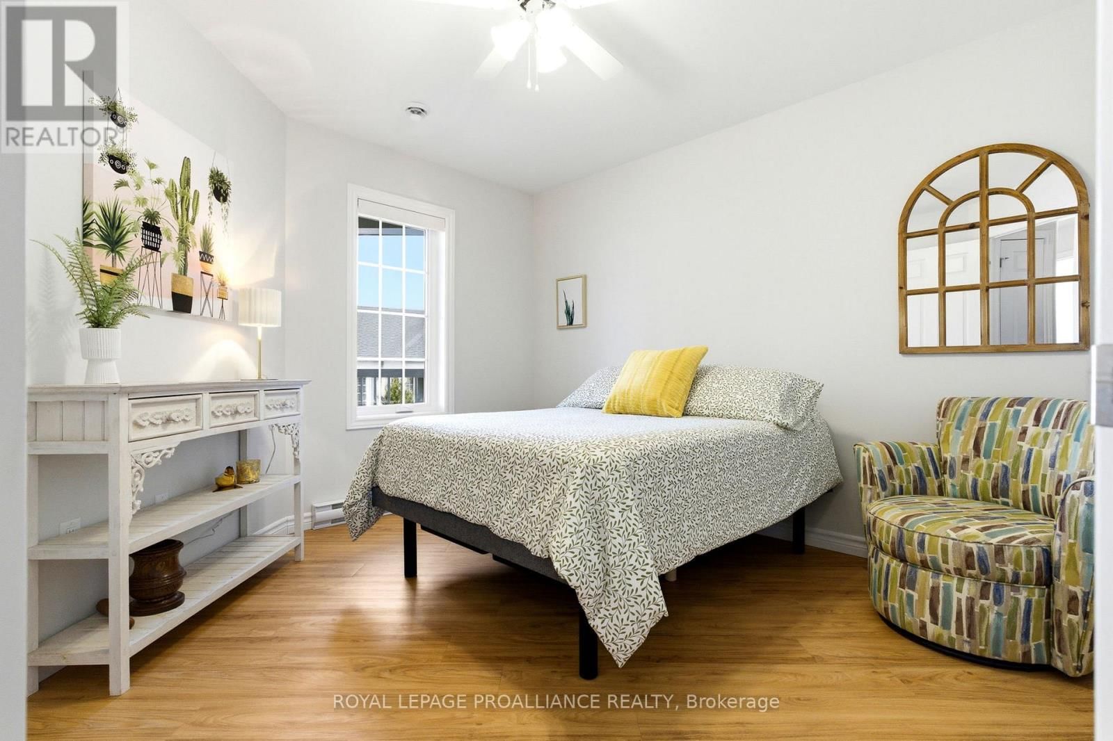 404 - 295 DENSMORE ROAD Image 28