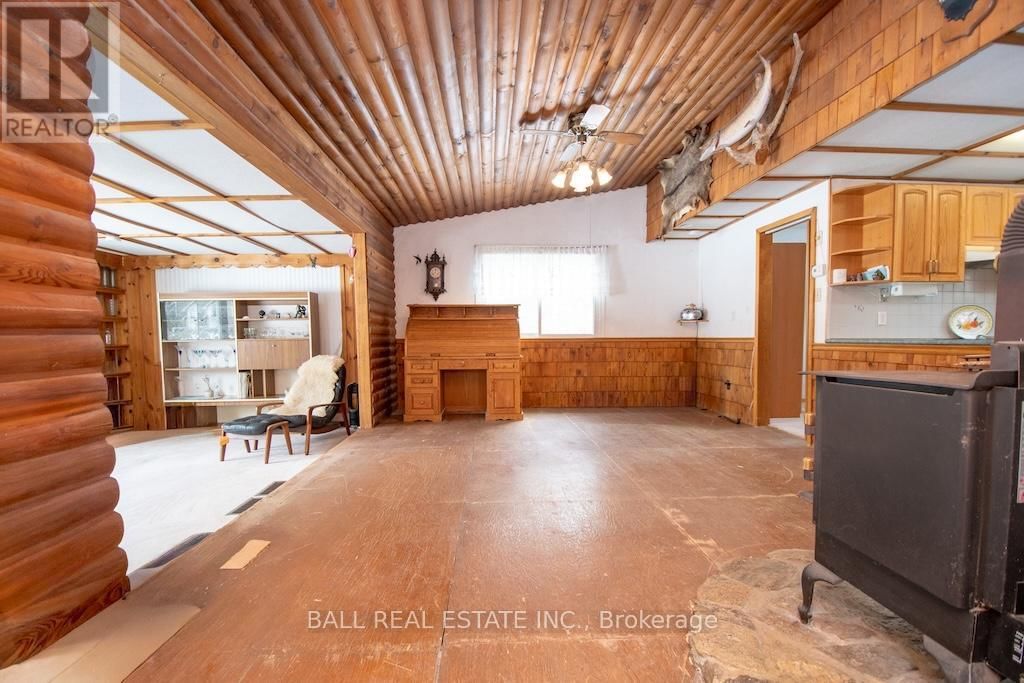 2137 CHIPMUNK ROAD Image 18