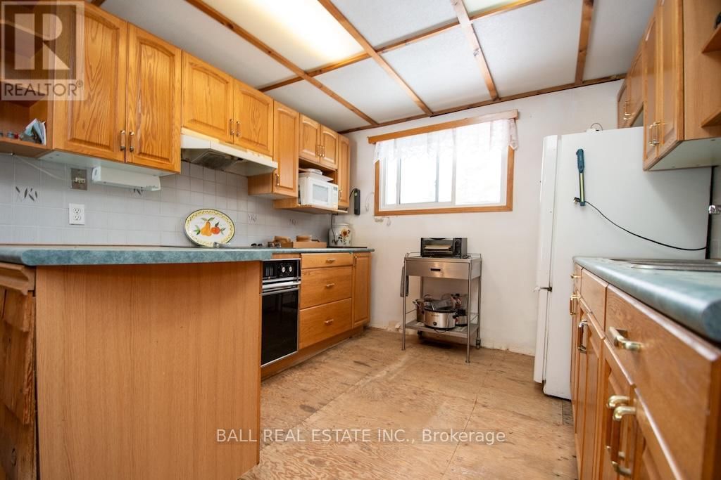 2137 CHIPMUNK ROAD Image 19