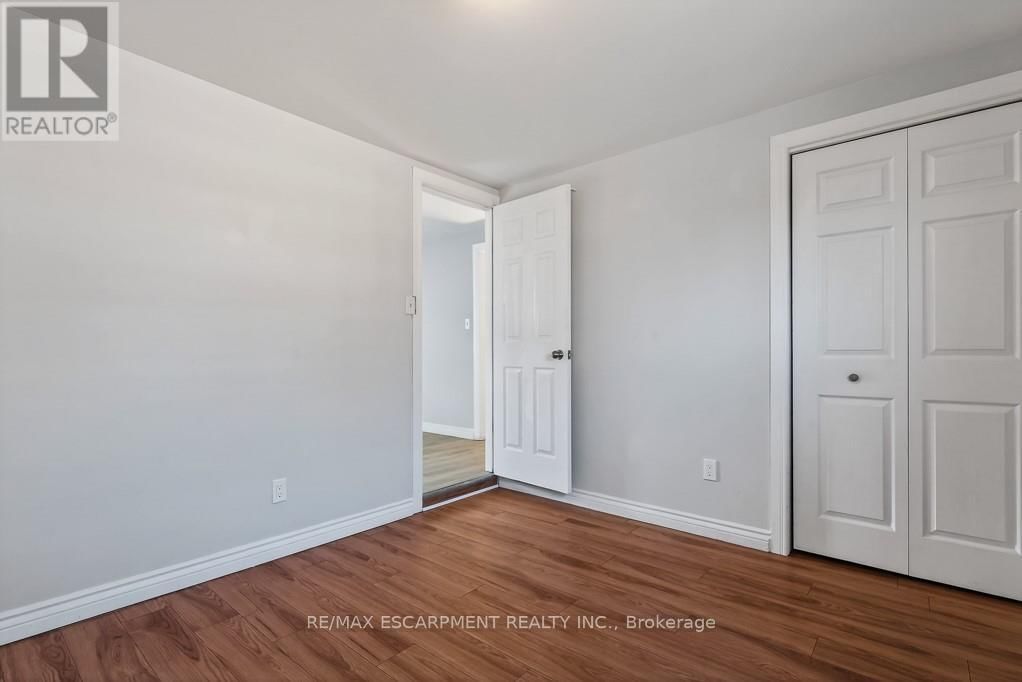 15 ADELAIDE STREET Image 21