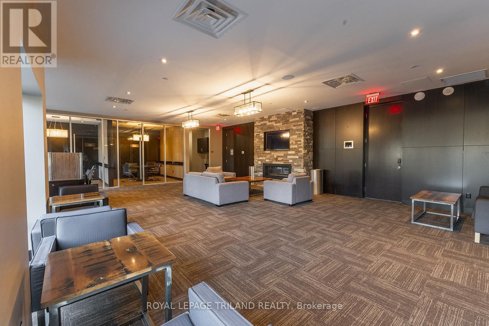 614 - 1235 RICHMOND STREET NORTH Image 13