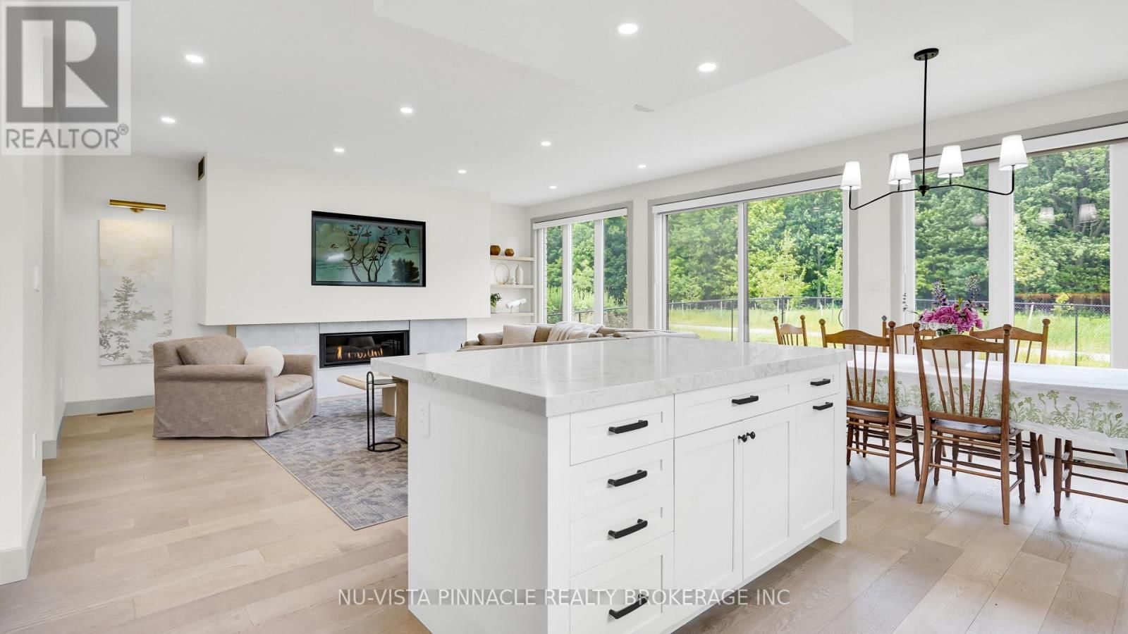 3998 BIG LEAF TRAIL Image 23