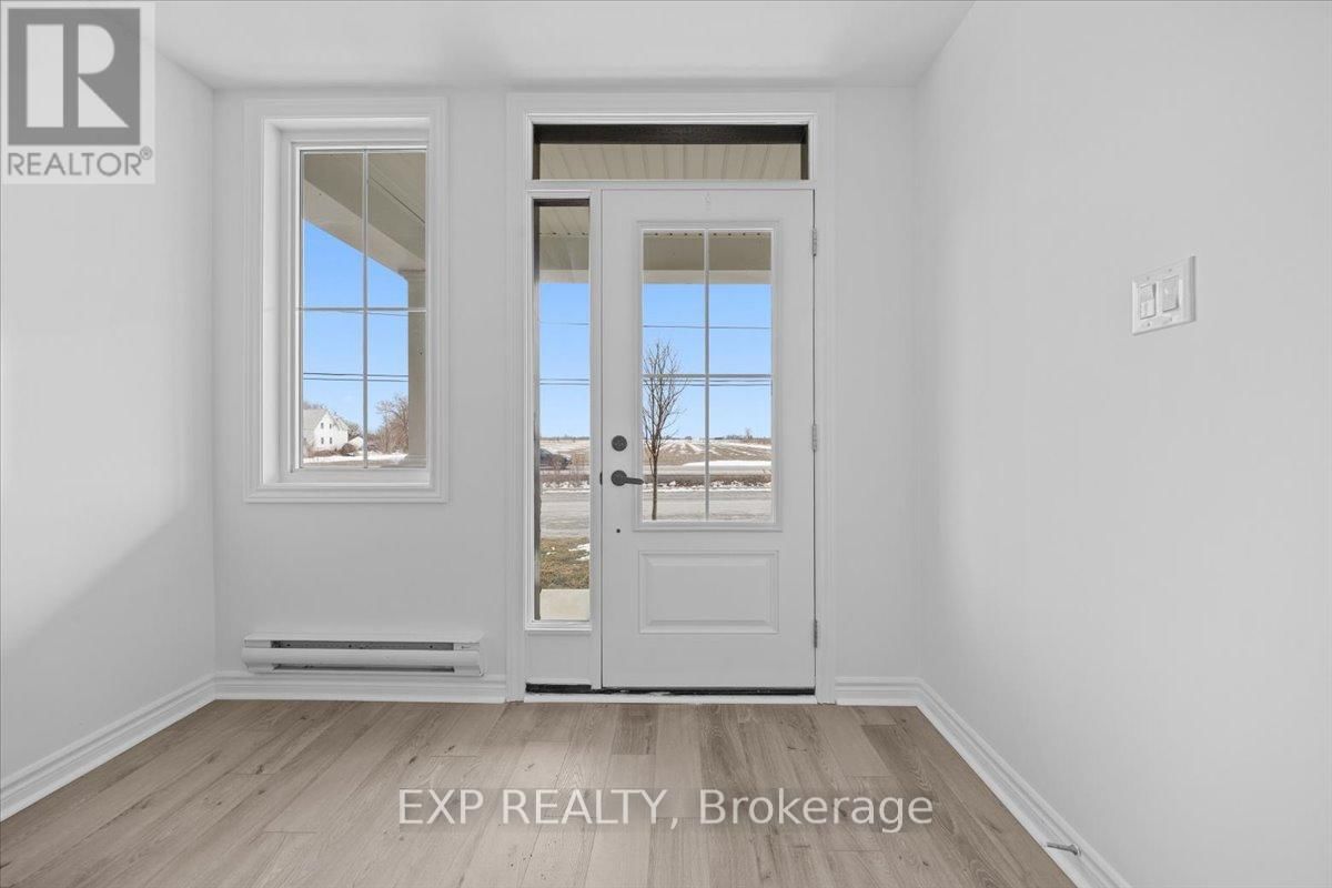 217 HIBERNIAN WALK Image 4