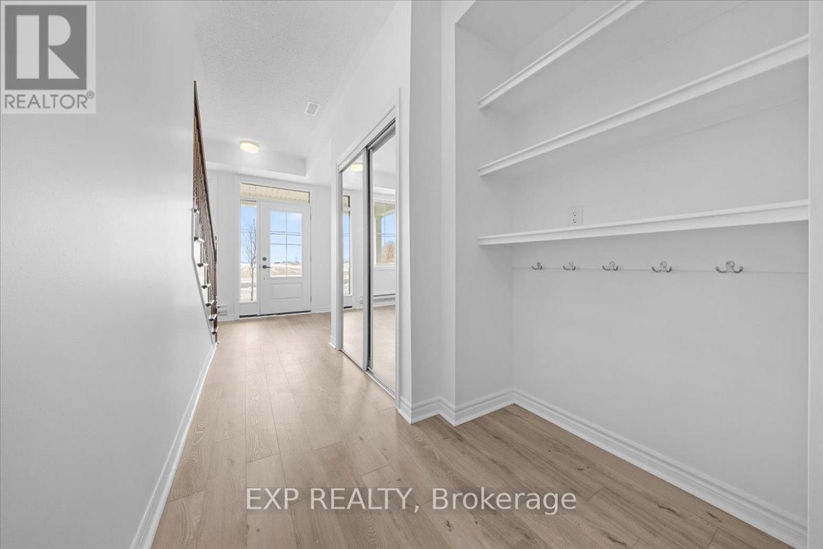 217 HIBERNIAN WALK Image 5