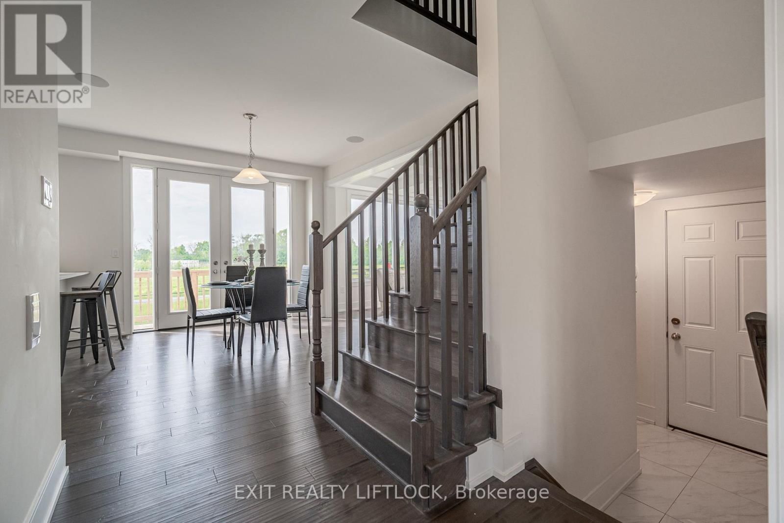 9 WISHING WELL LANE Image 8