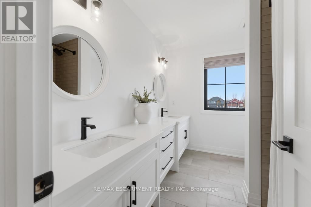 3634 VOSBURGH PLACE Image 24