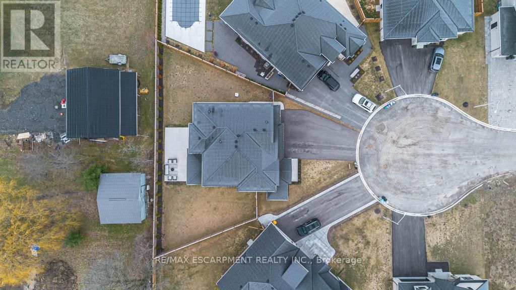 3634 VOSBURGH PLACE Image 32