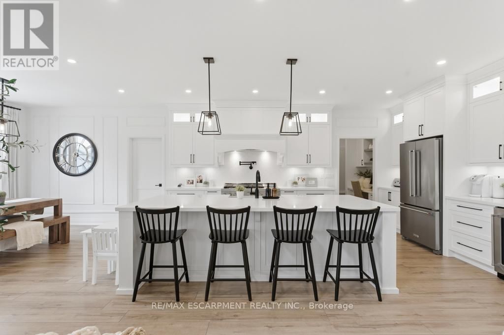 3634 VOSBURGH PLACE Image 9