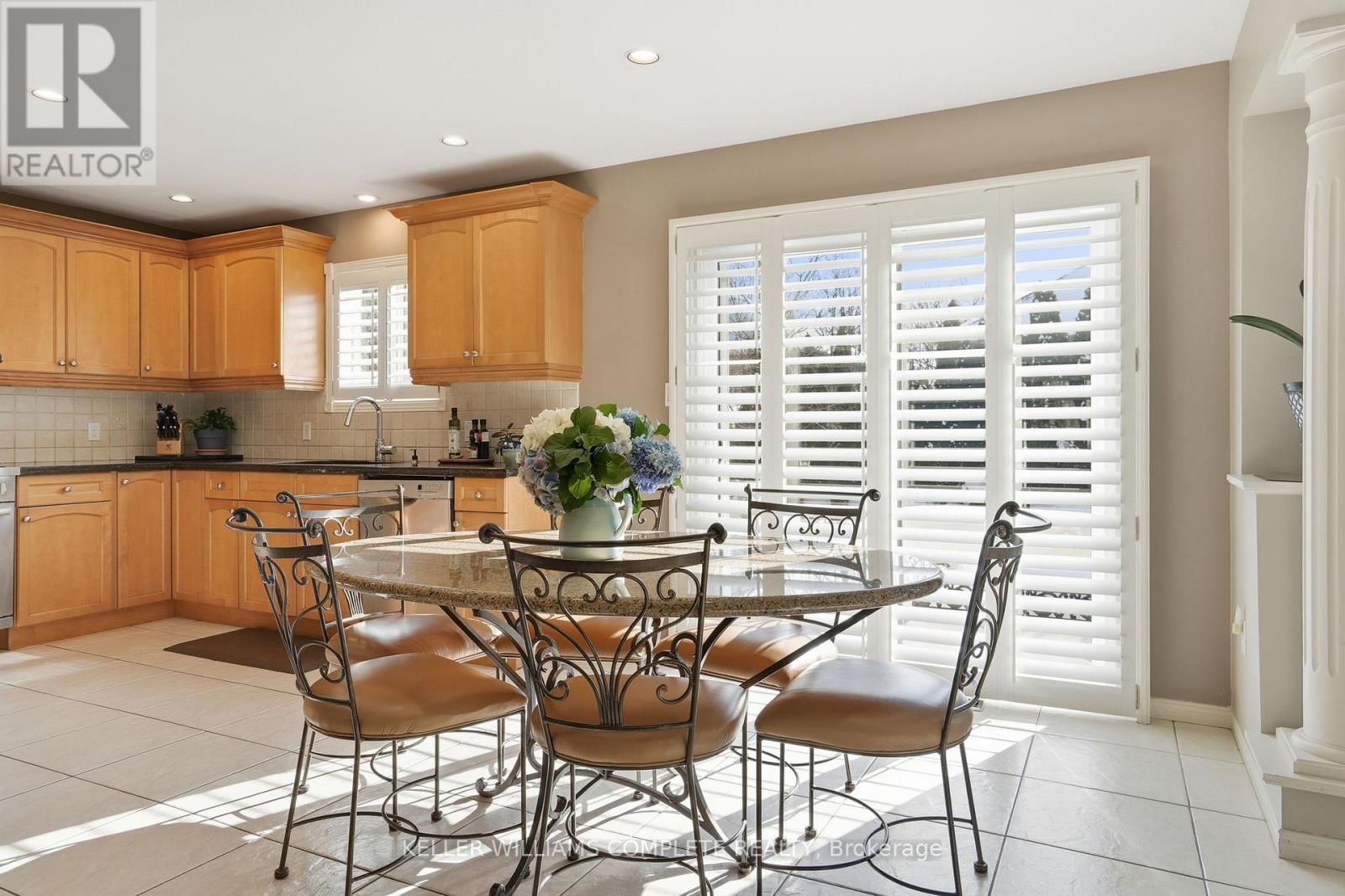 37 SOUTHCREEK DRIVE Image 13