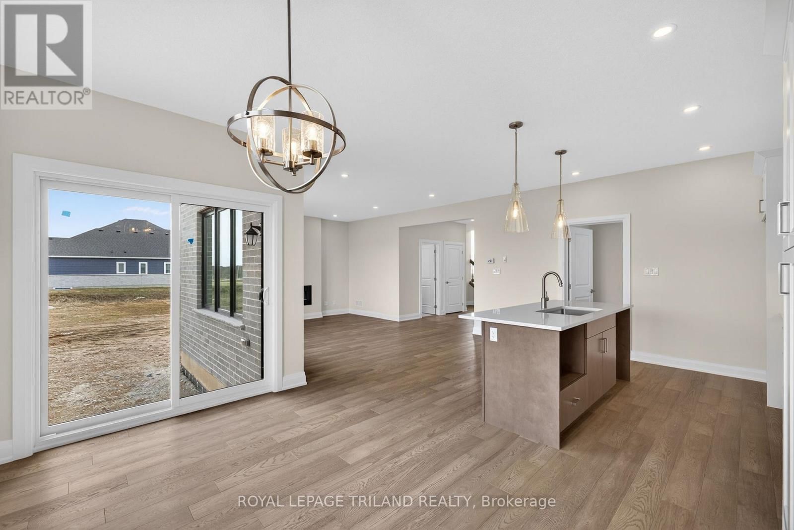 28 ALLISTER DRIVE Image 18