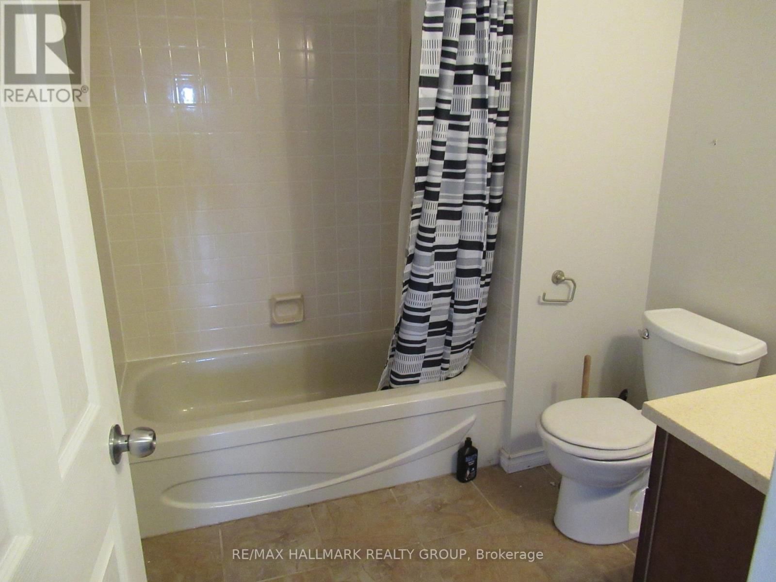 81 LIGHTFOOT PLACE Image 12