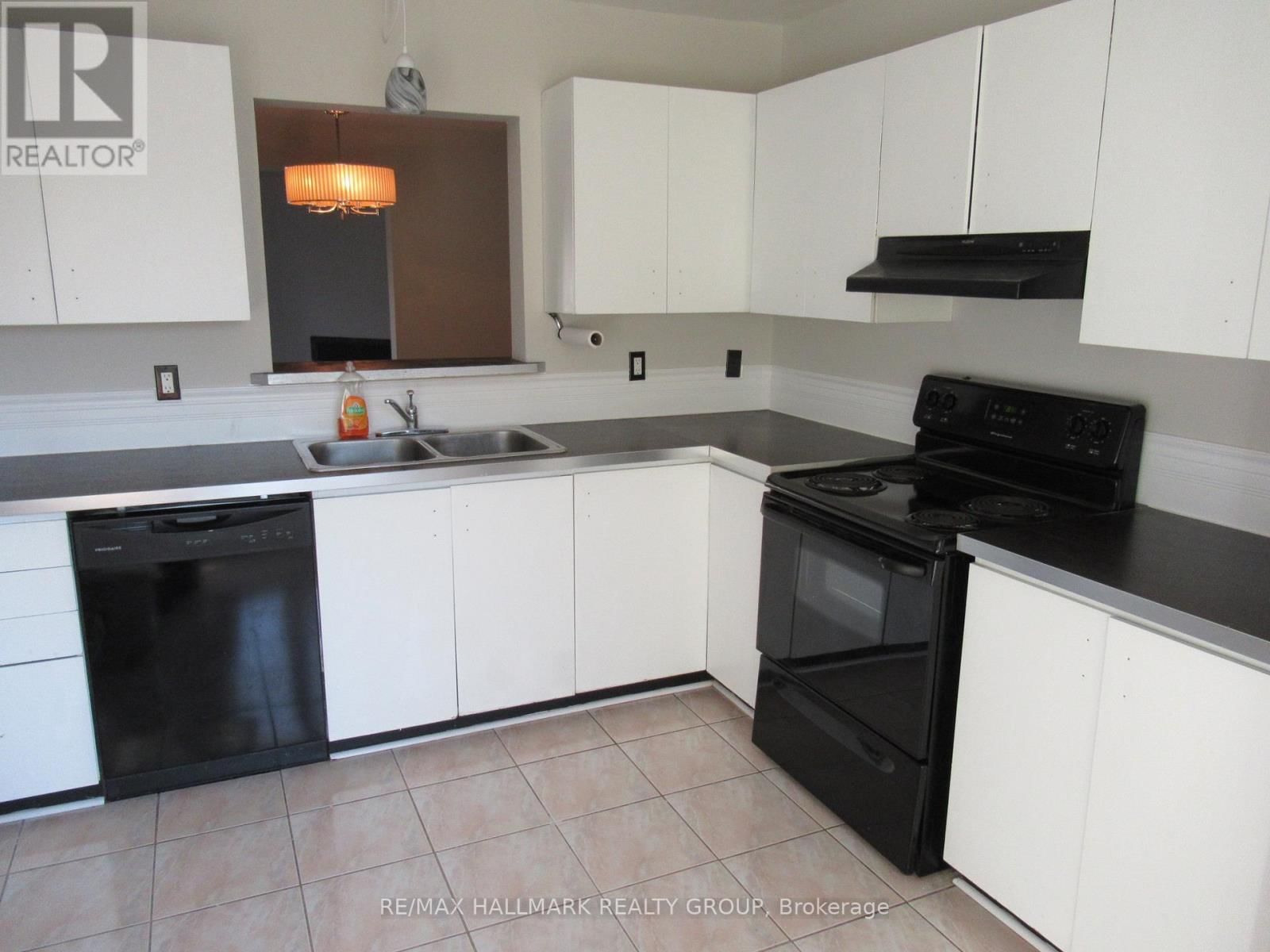 81 LIGHTFOOT PLACE Image 15