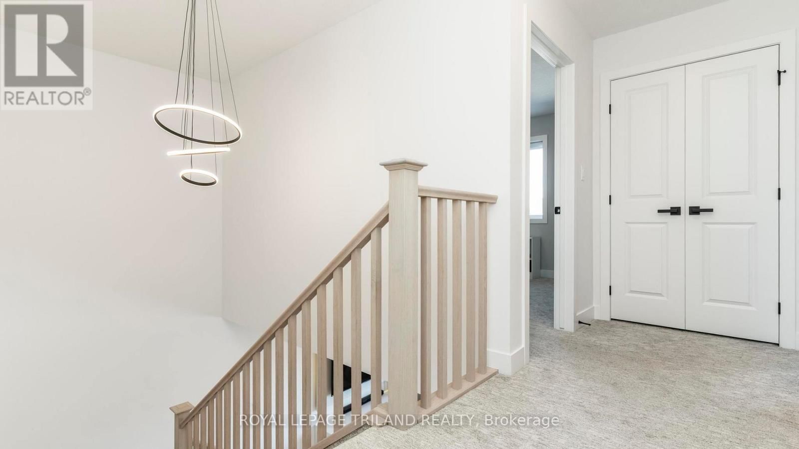 131 EMPIRE PARKWAY Image 22