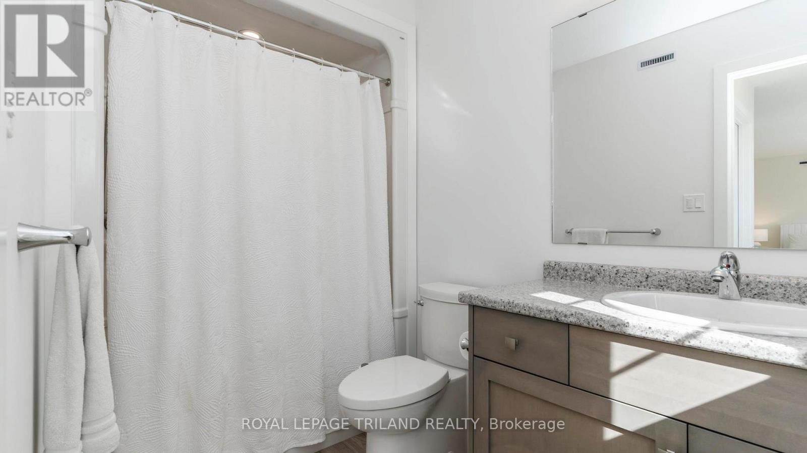 131 EMPIRE PARKWAY Image 30