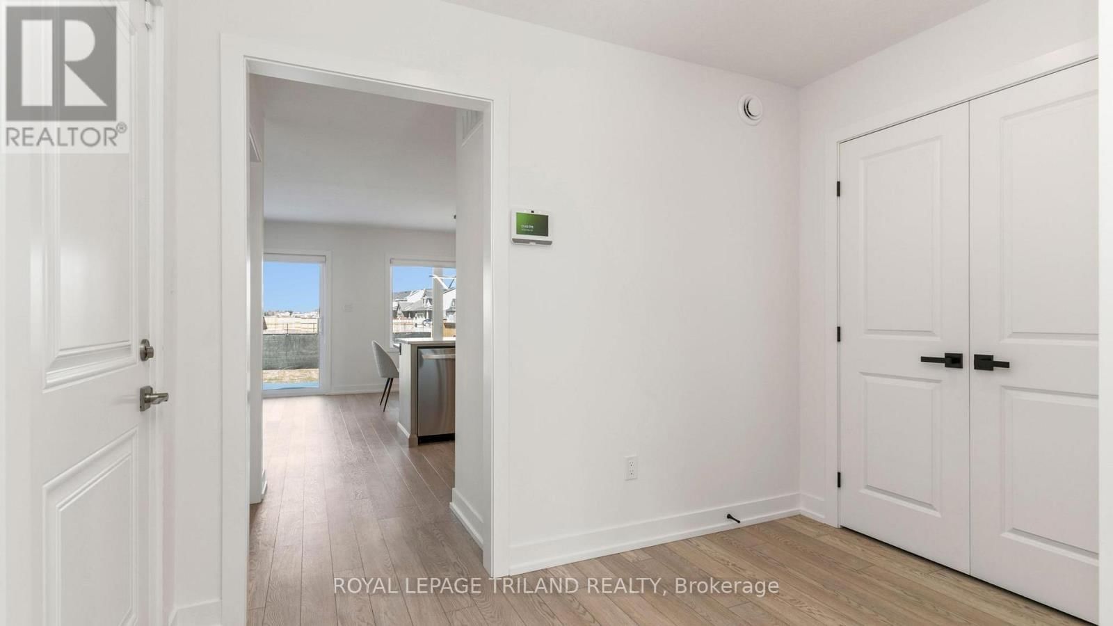 131 EMPIRE PARKWAY Image 7