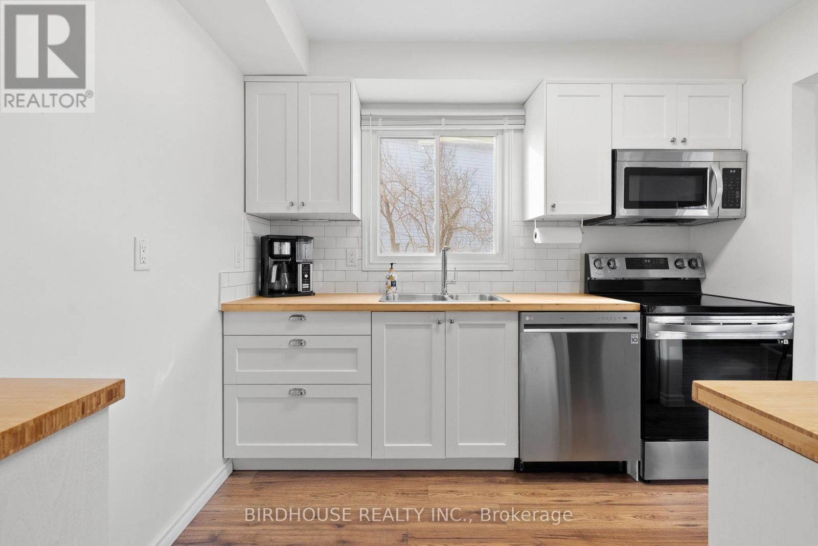 199 ELGIN STREET Image 16