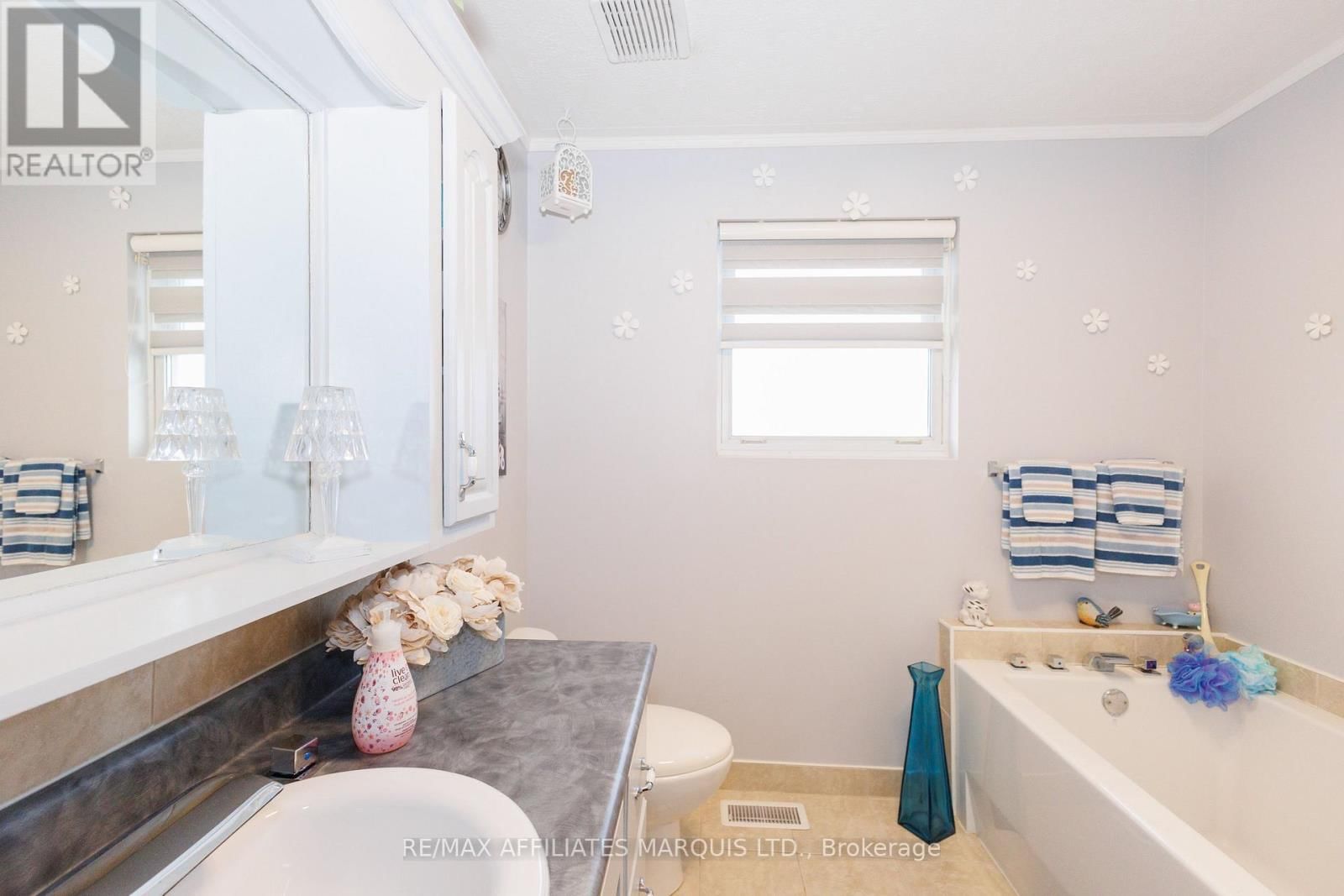 75 GAUTHIER STREET Image 13