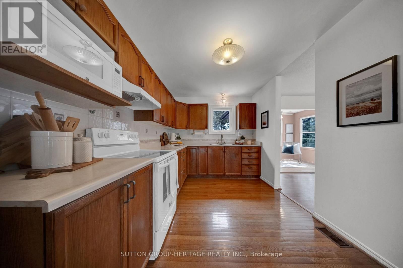 48 CEDARTREE LANE Image 12