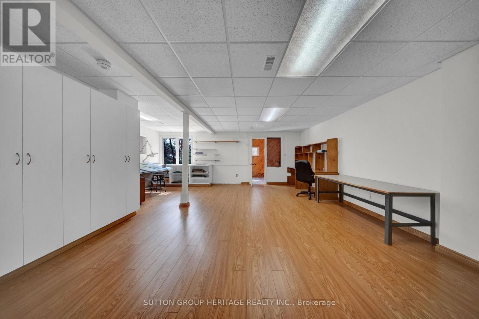 48 CEDARTREE LANE Image 23