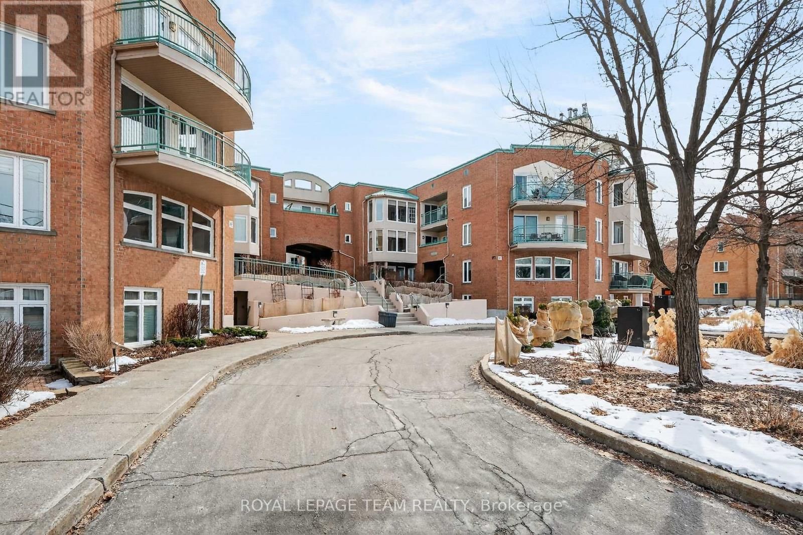 202A - 62 DONALD STREET Image 28