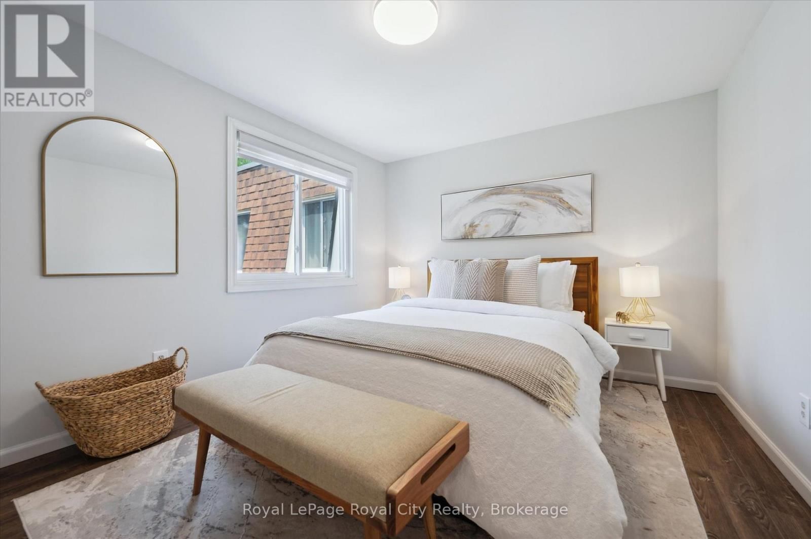 16 - 120 COUNTRY CLUB DRIVE Image 16