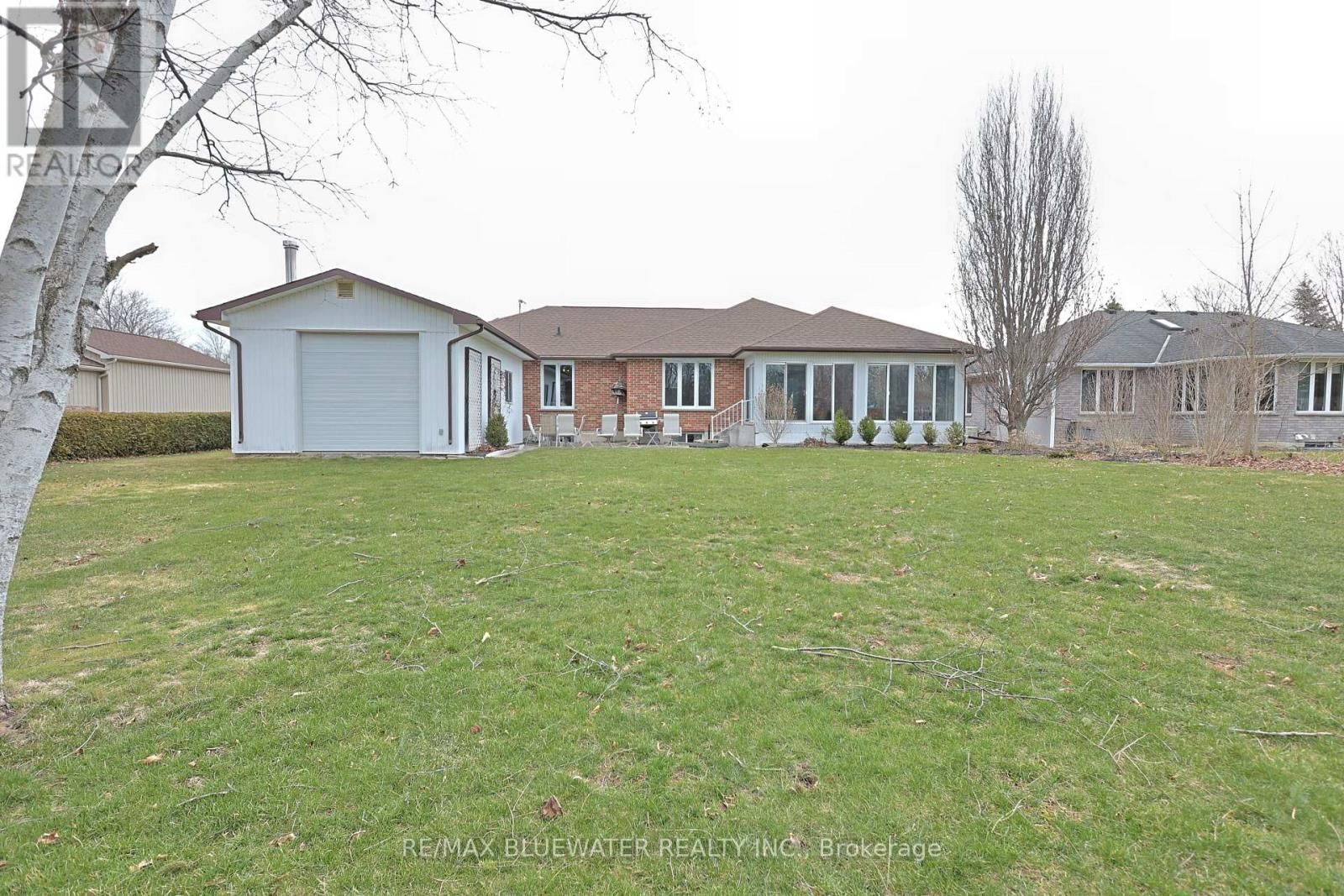 365 STATION STREET Image 45