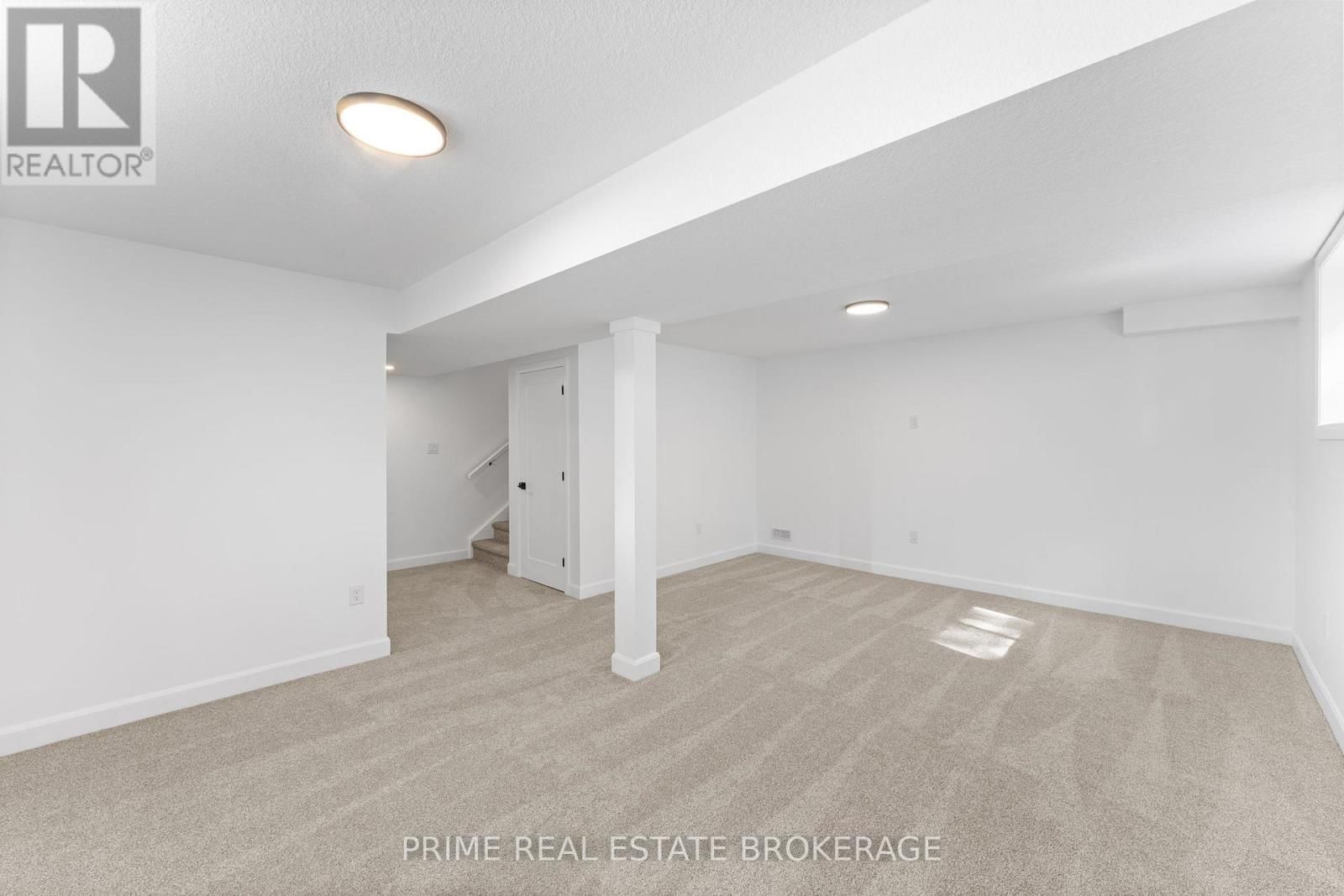 8 - 177 CHESTNUT STREET Image 22