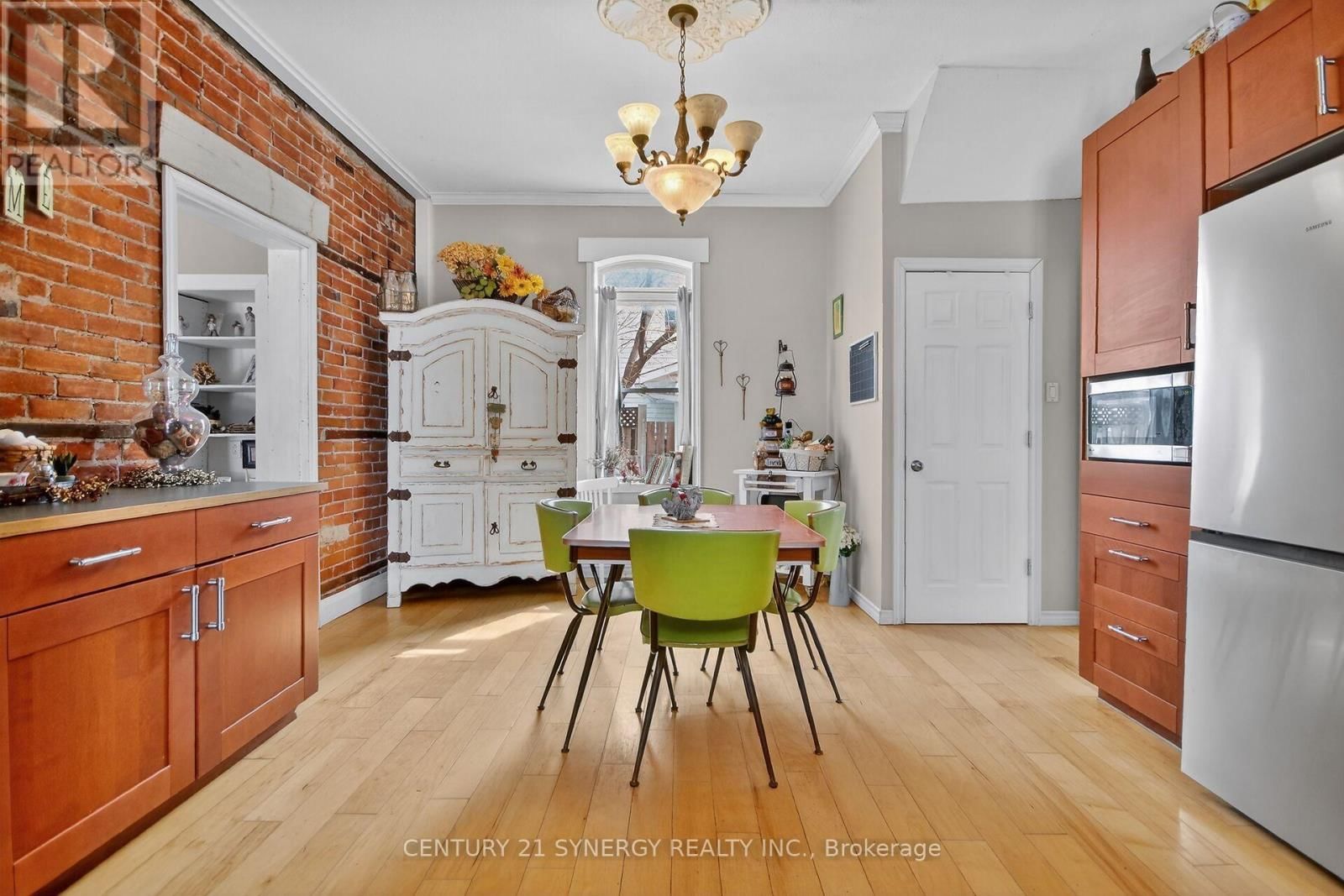 49 QUEEN STREET NORTH Image 11