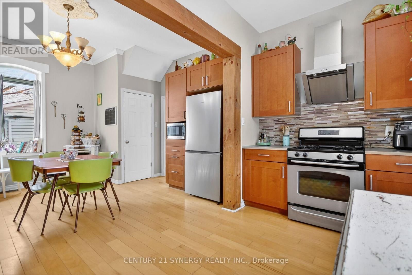 49 QUEEN STREET NORTH Image 13