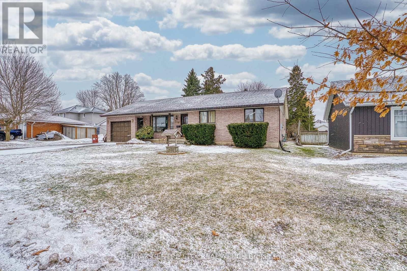 520 VICTORIA STREET Image 4