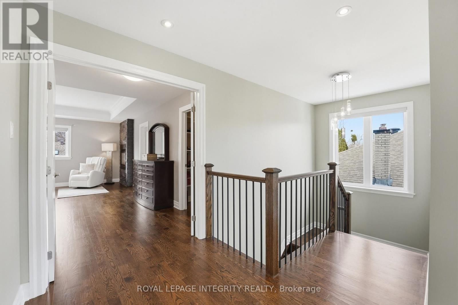 476 ANCASTER AVENUE Image 17