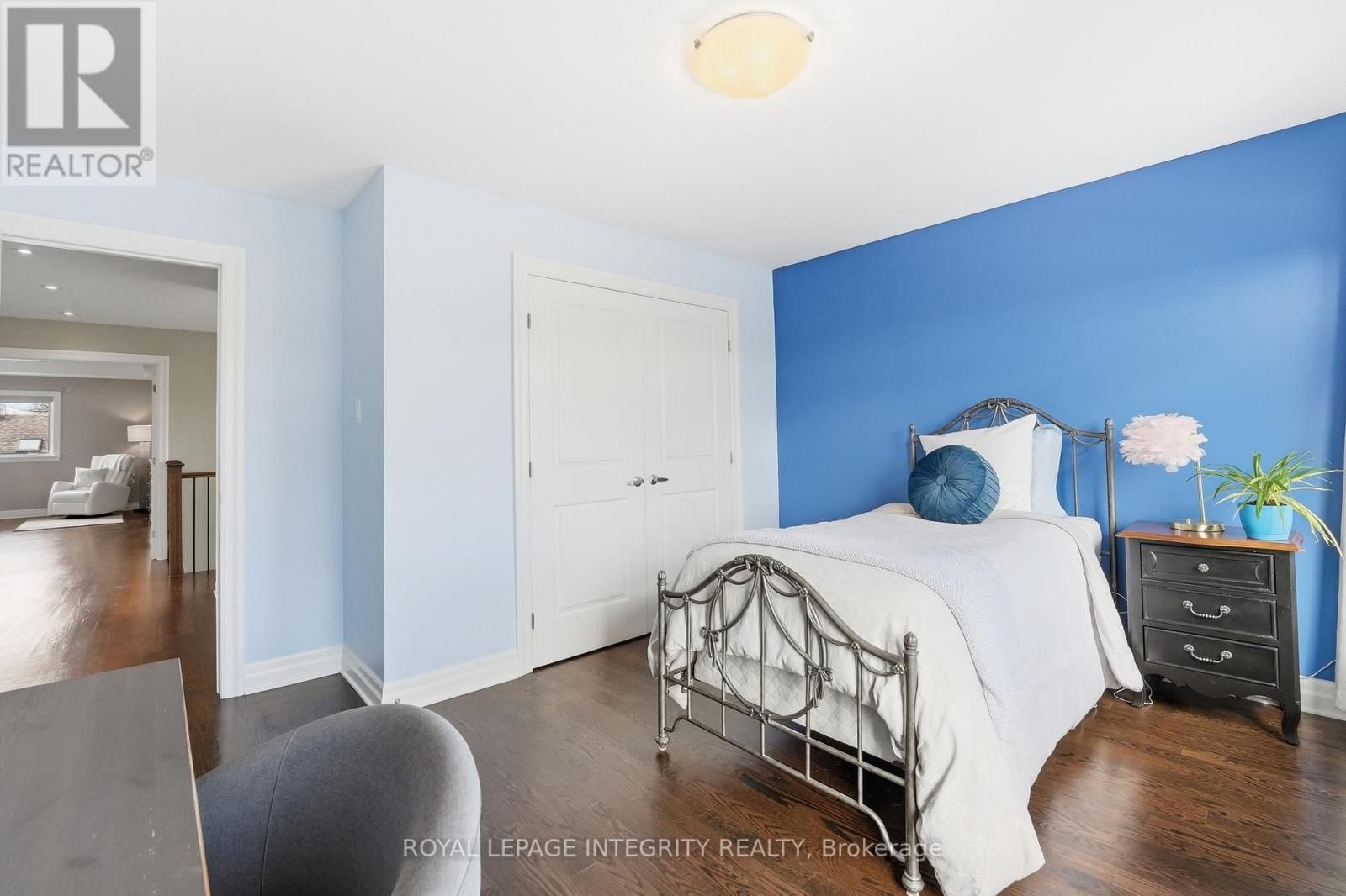 476 ANCASTER AVENUE Image 26