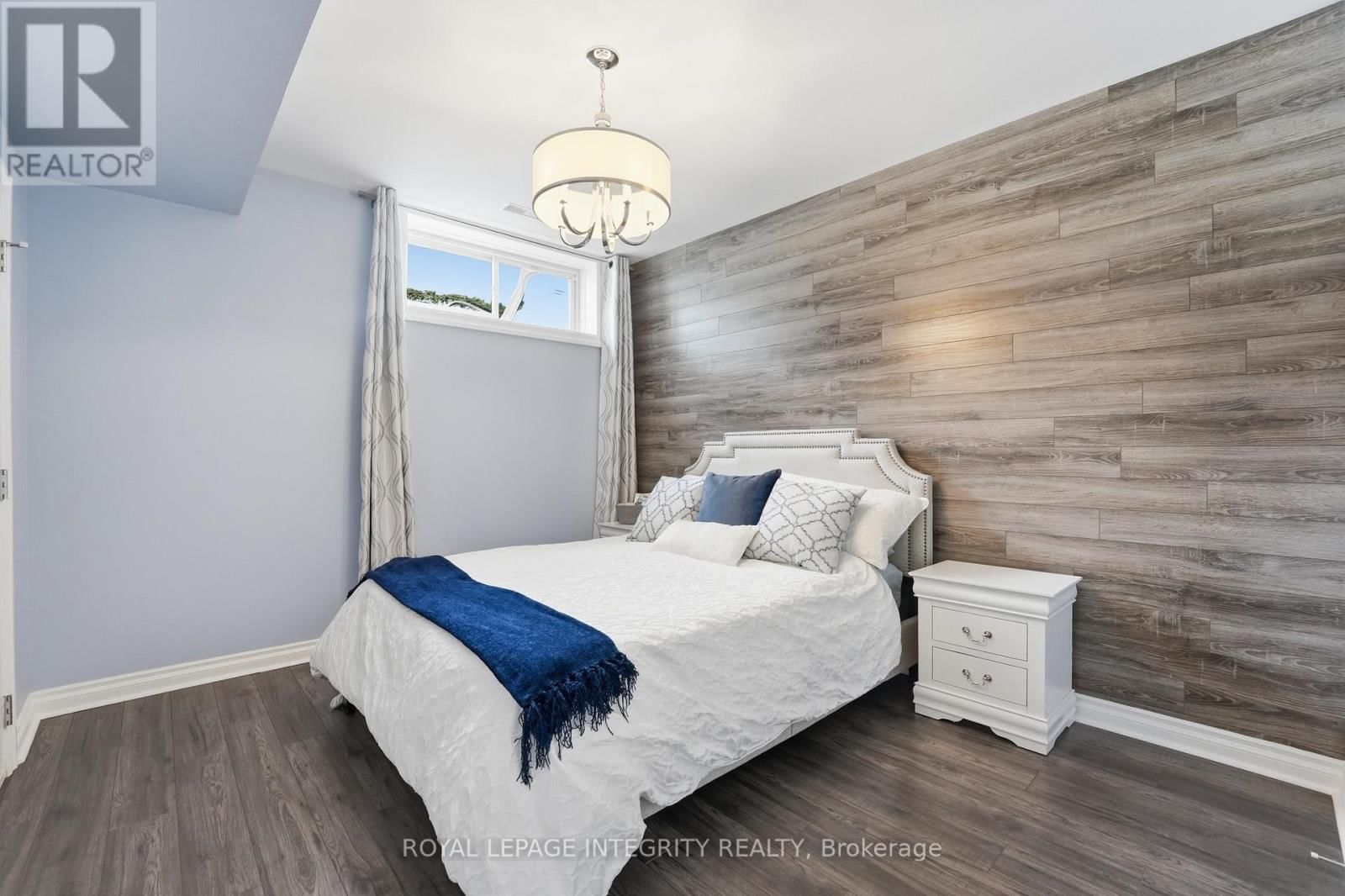 476 ANCASTER AVENUE Image 34