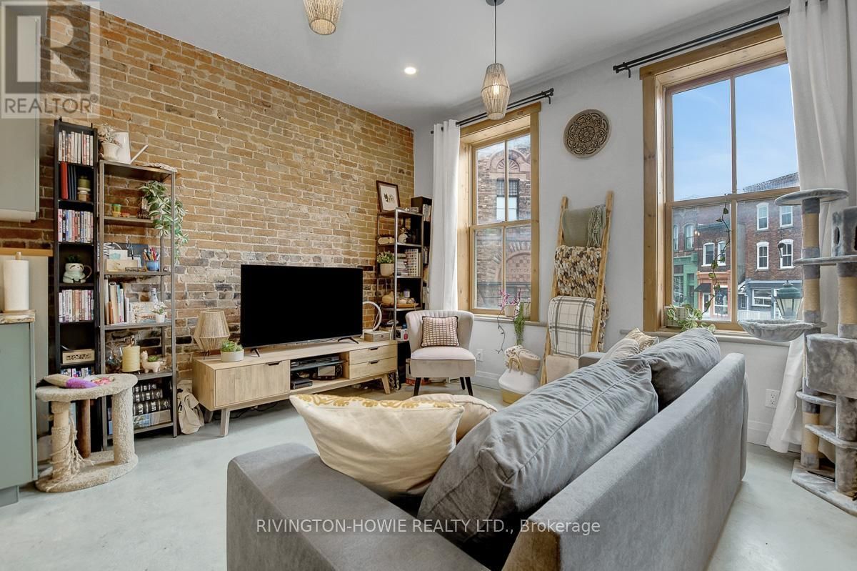 203 - 65 MILL STREET Image 15