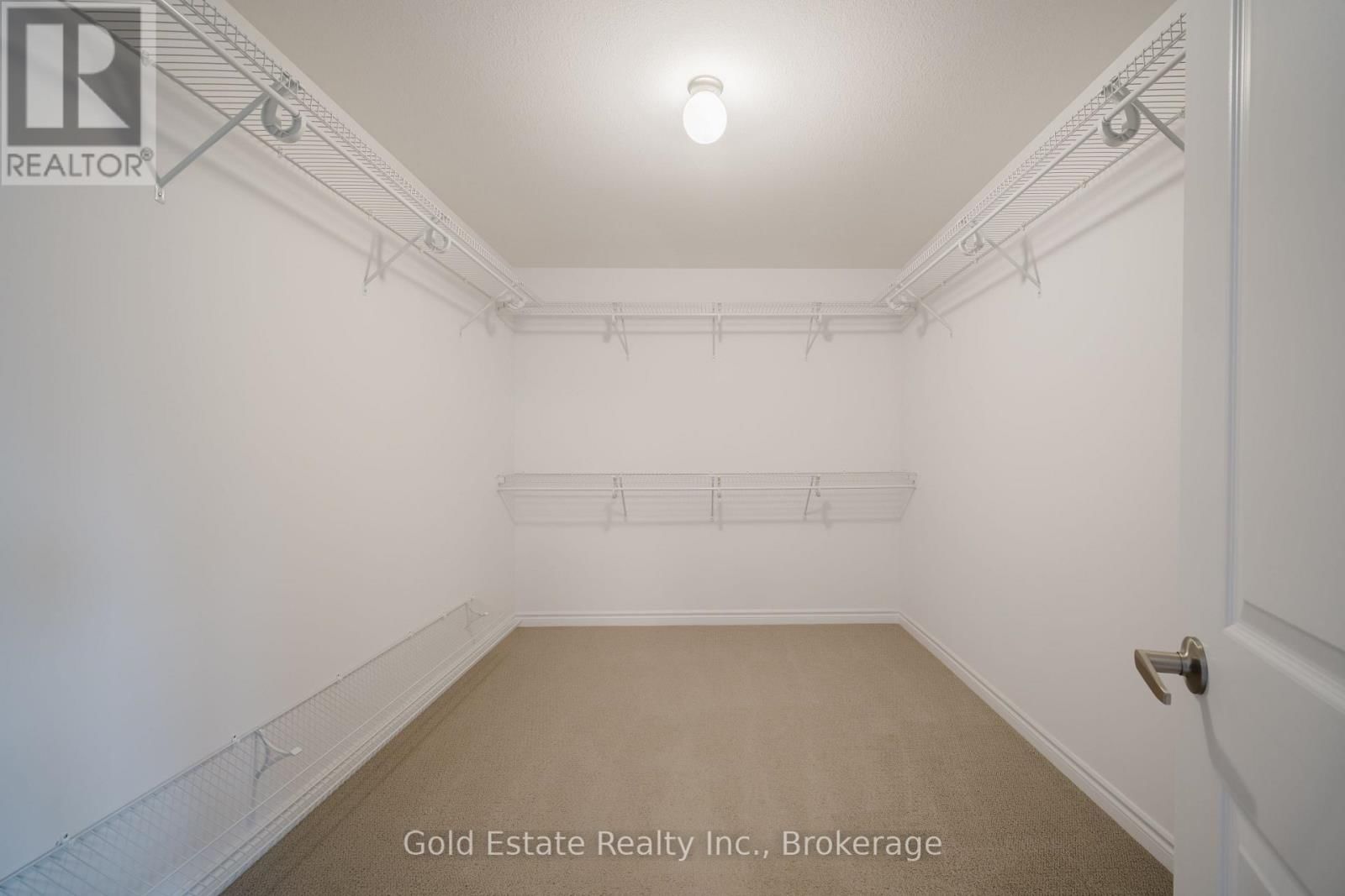 19 MCLAREN AVENUE Image 37