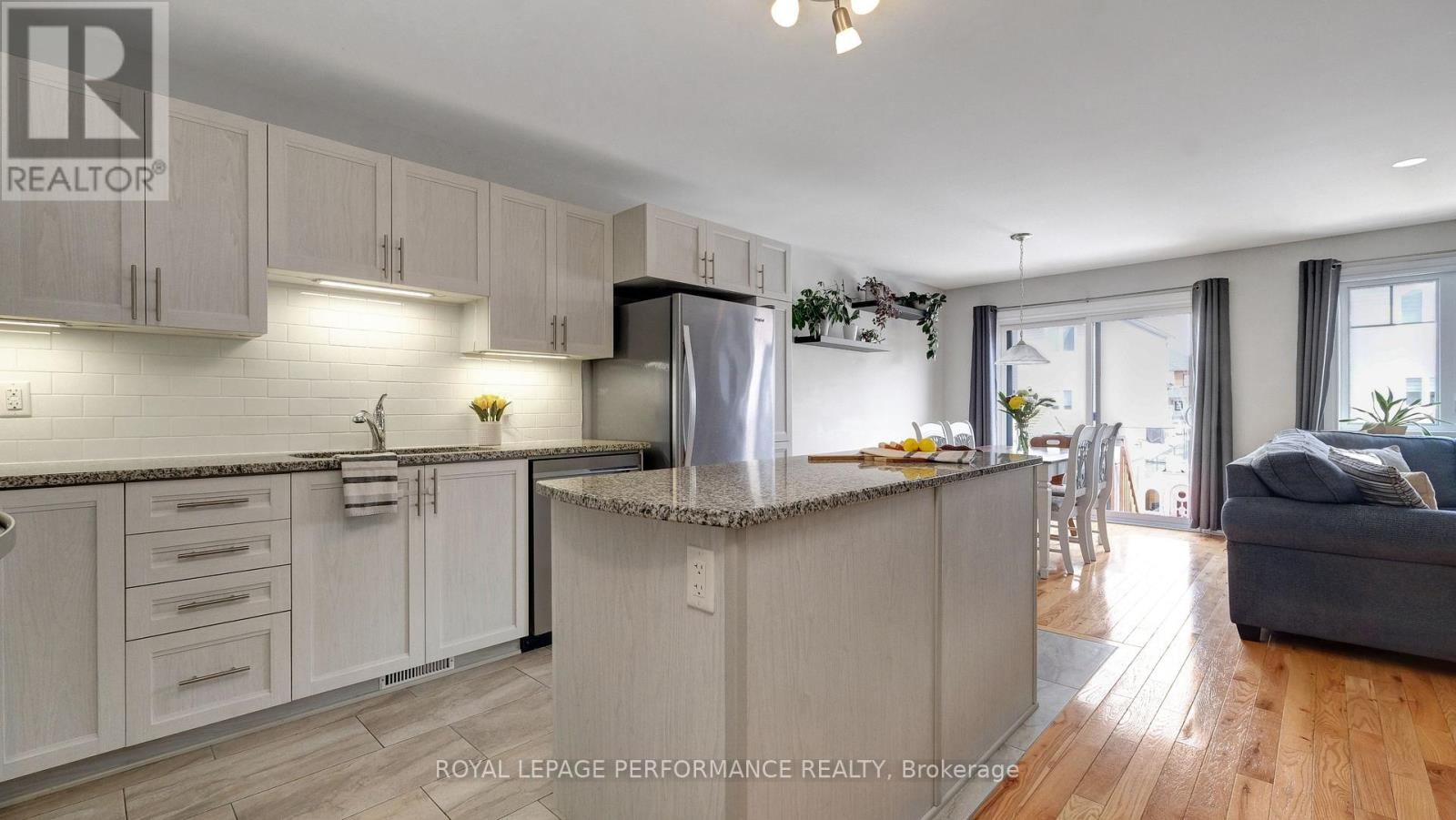 313 TWILIGHT AVENUE Image 14