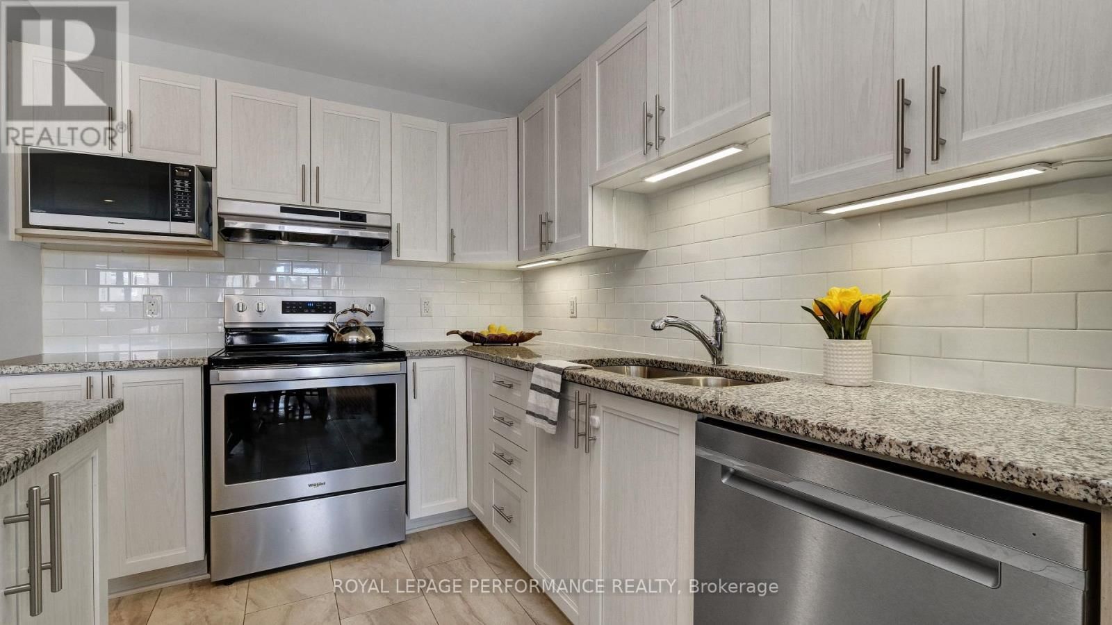 313 TWILIGHT AVENUE Image 15