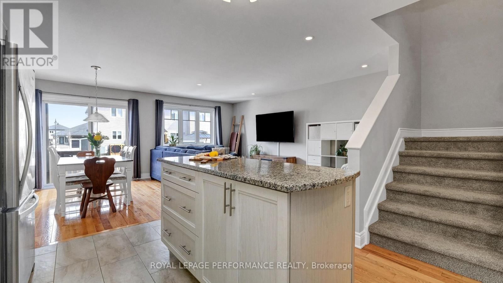 313 TWILIGHT AVENUE Image 17