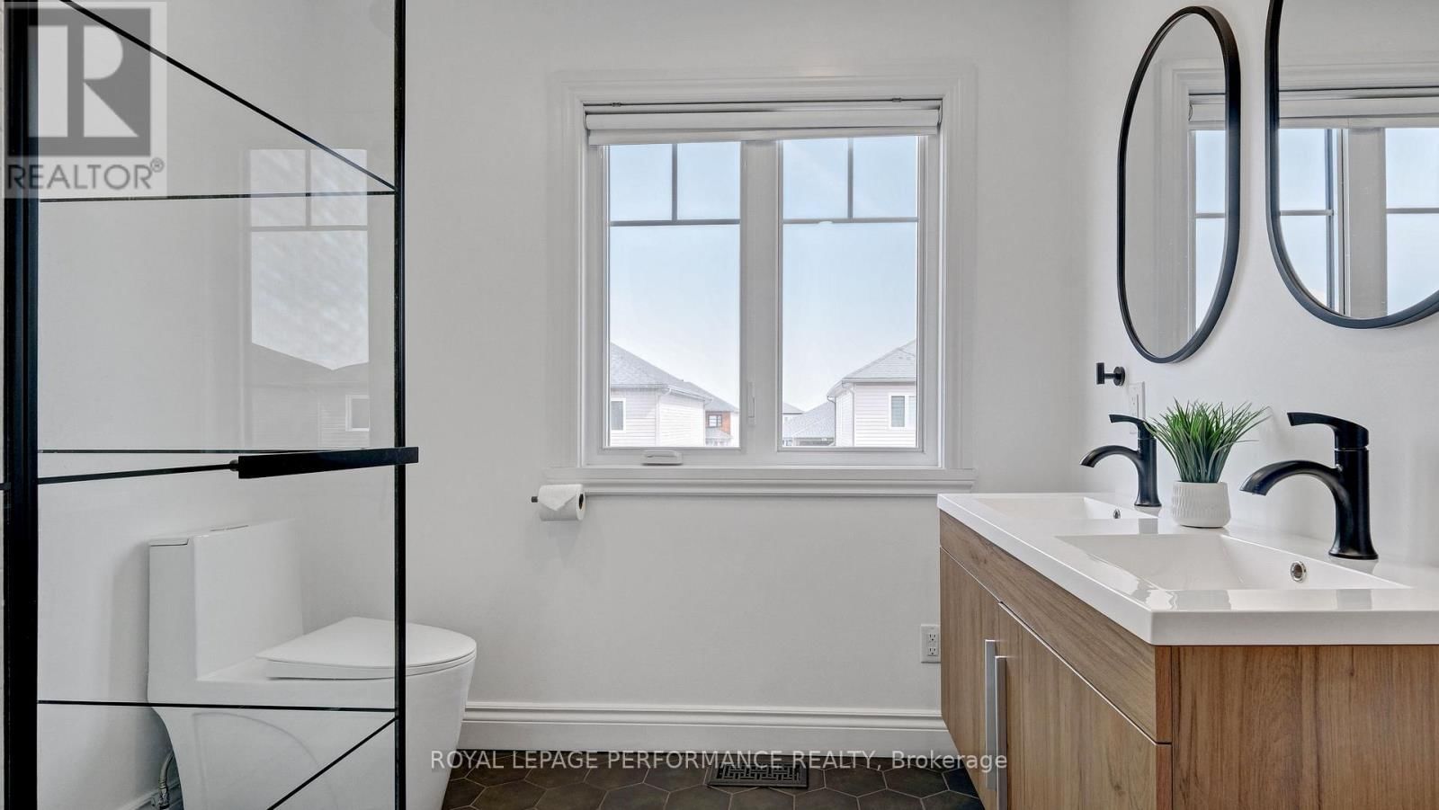 313 TWILIGHT AVENUE Image 21