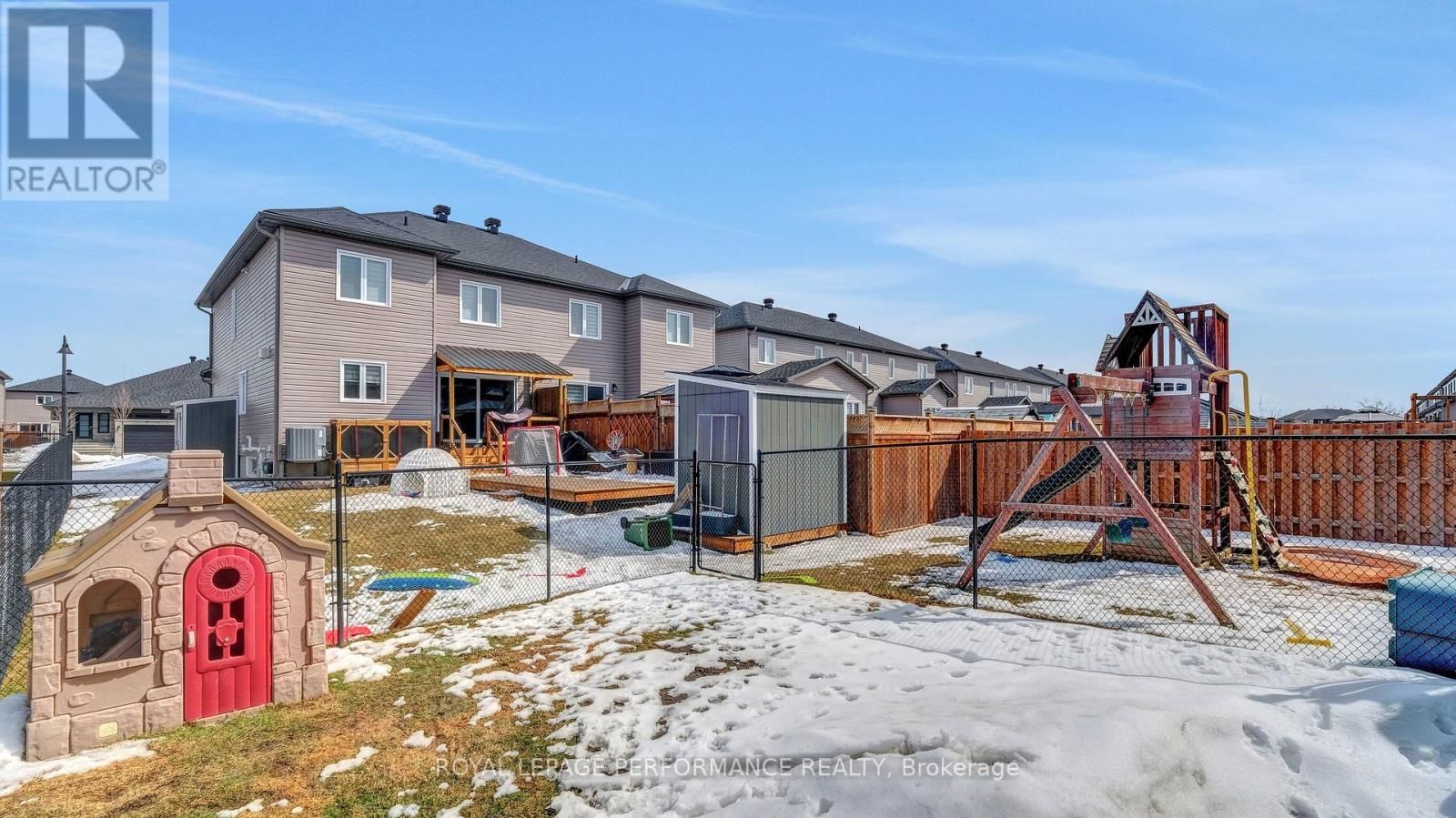 313 TWILIGHT AVENUE Image 32