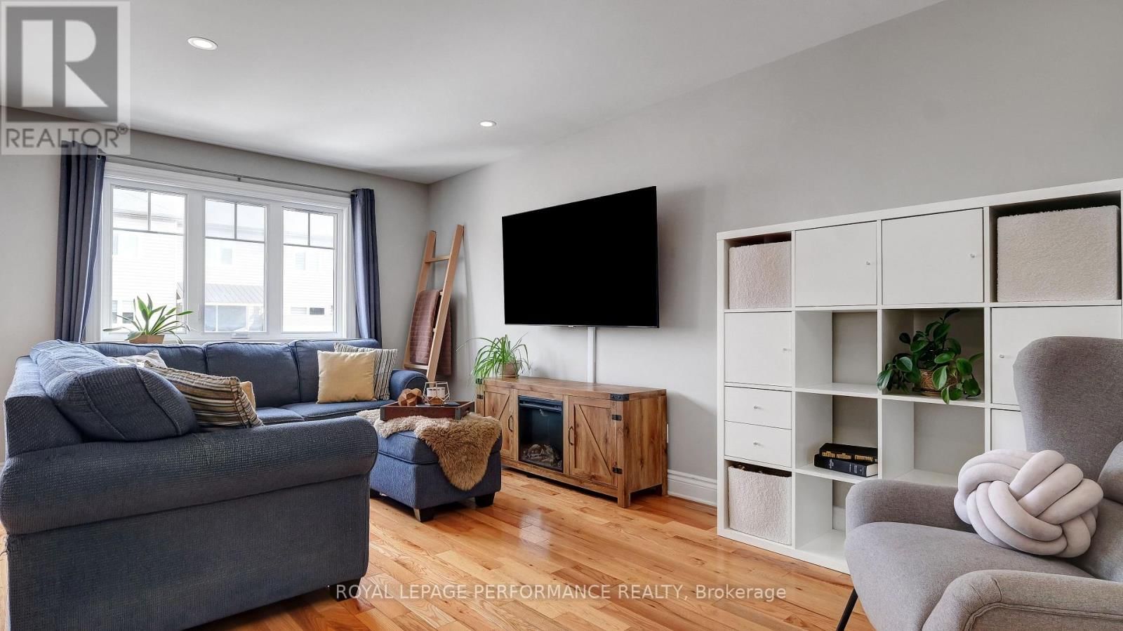 313 TWILIGHT AVENUE Image 8