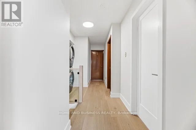 56 HENLEY DRIVE Image 15