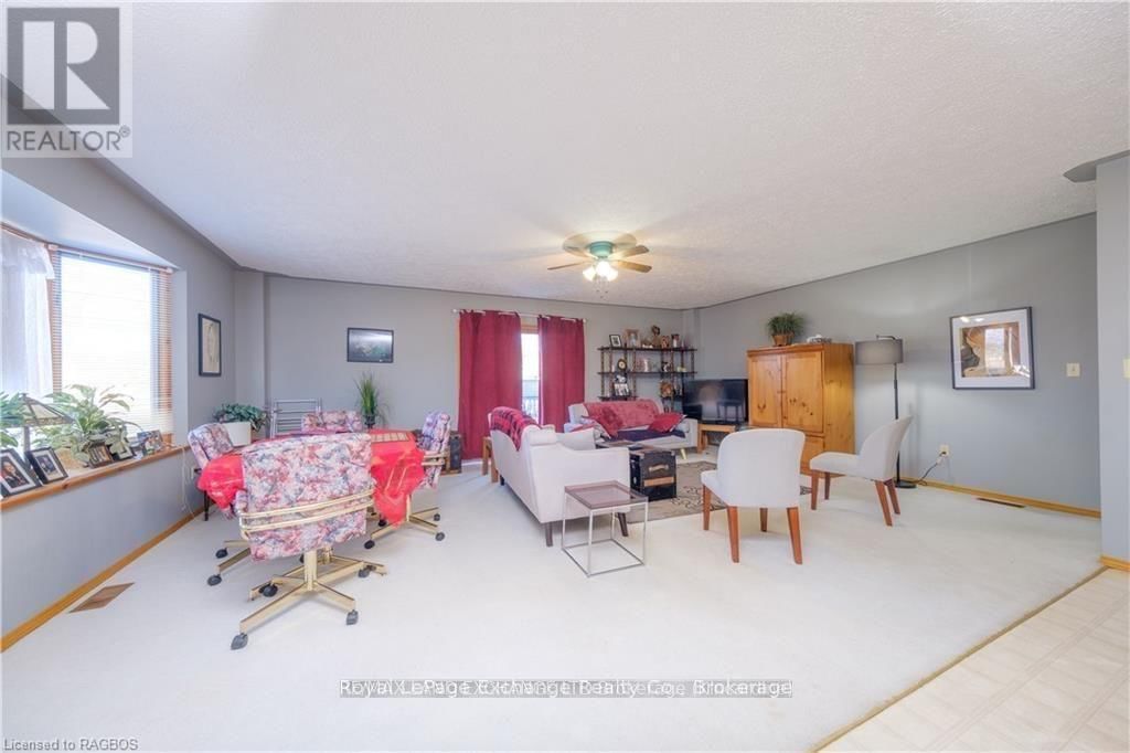 247 BROADWAY STREET Image 12