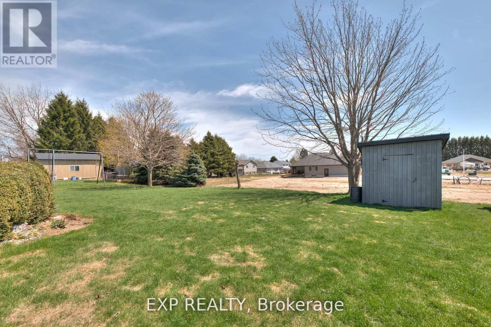 763 SPORTS DRIVE Image 28