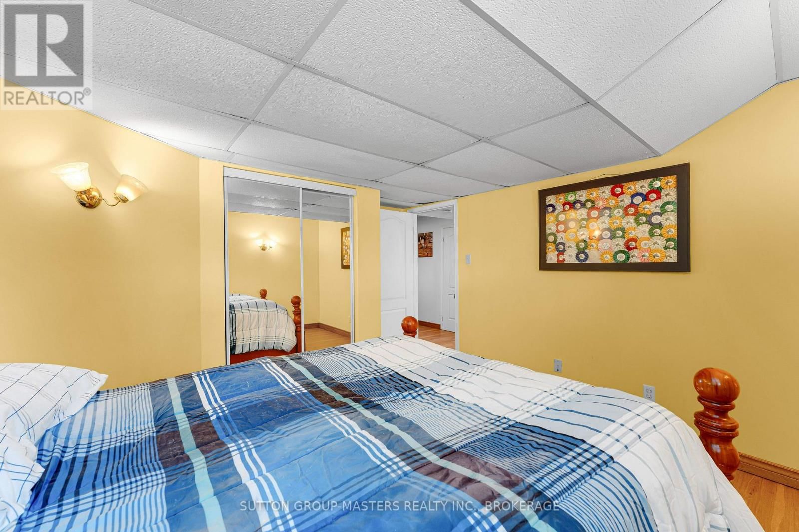 446 PETWORTH ROAD Image 38