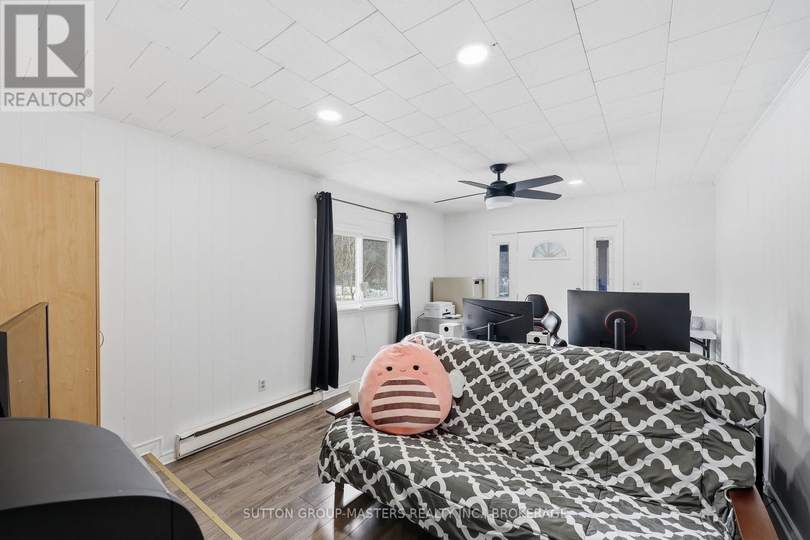 9 PATTERSON BOULEVARD Image 15