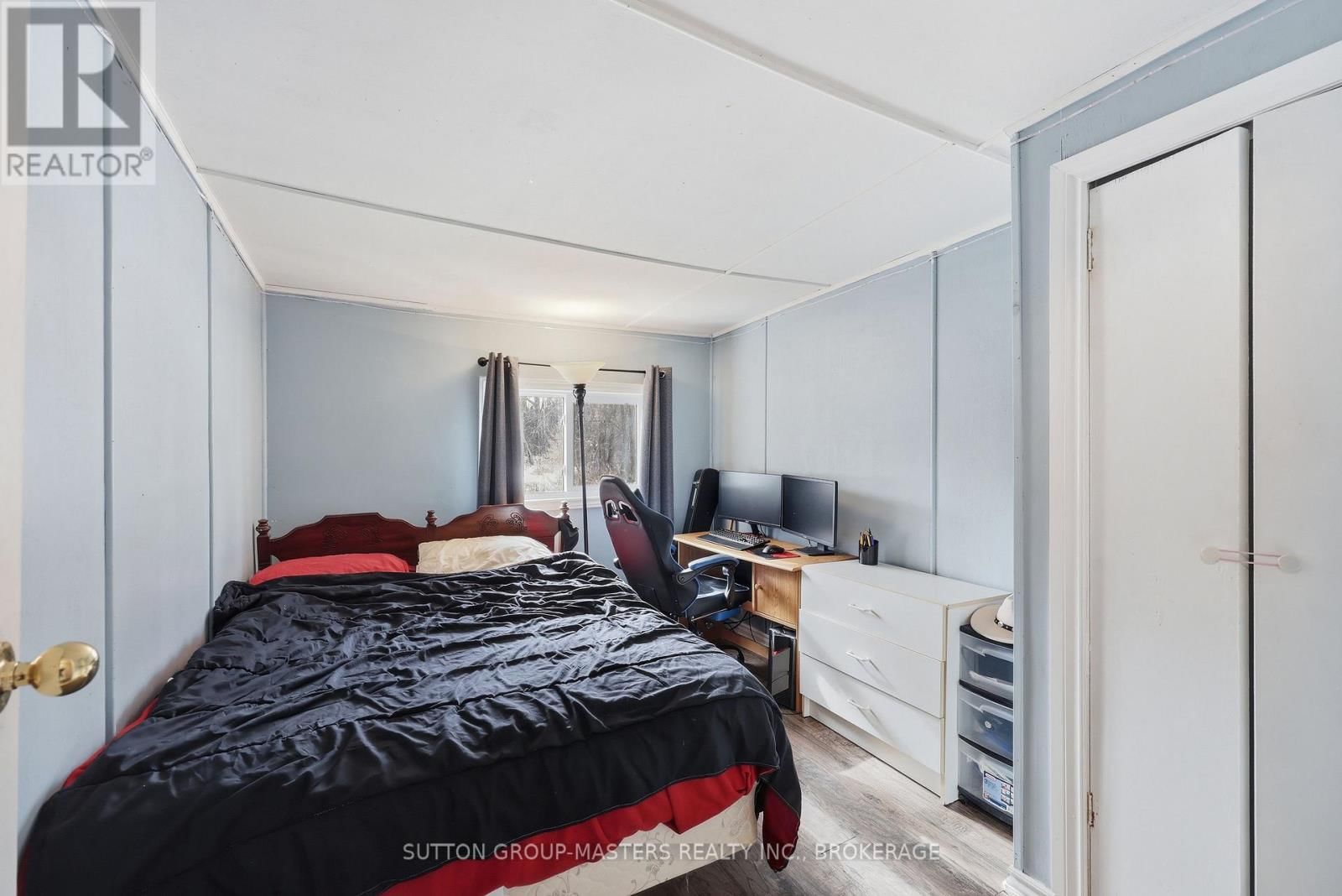 9 PATTERSON BOULEVARD Image 18